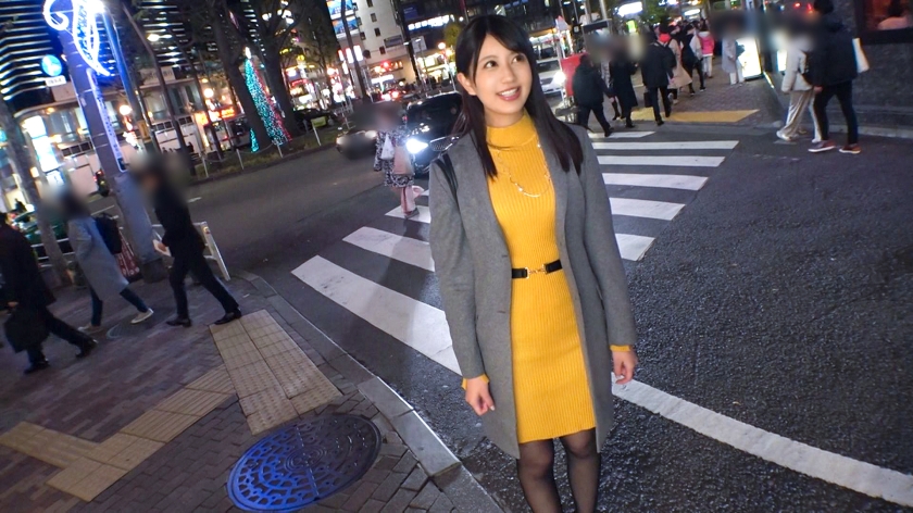 真冬の恵比寿、美巨乳イベコン美女がバックで激イキ！パイパンぐしょ濡れ必見！